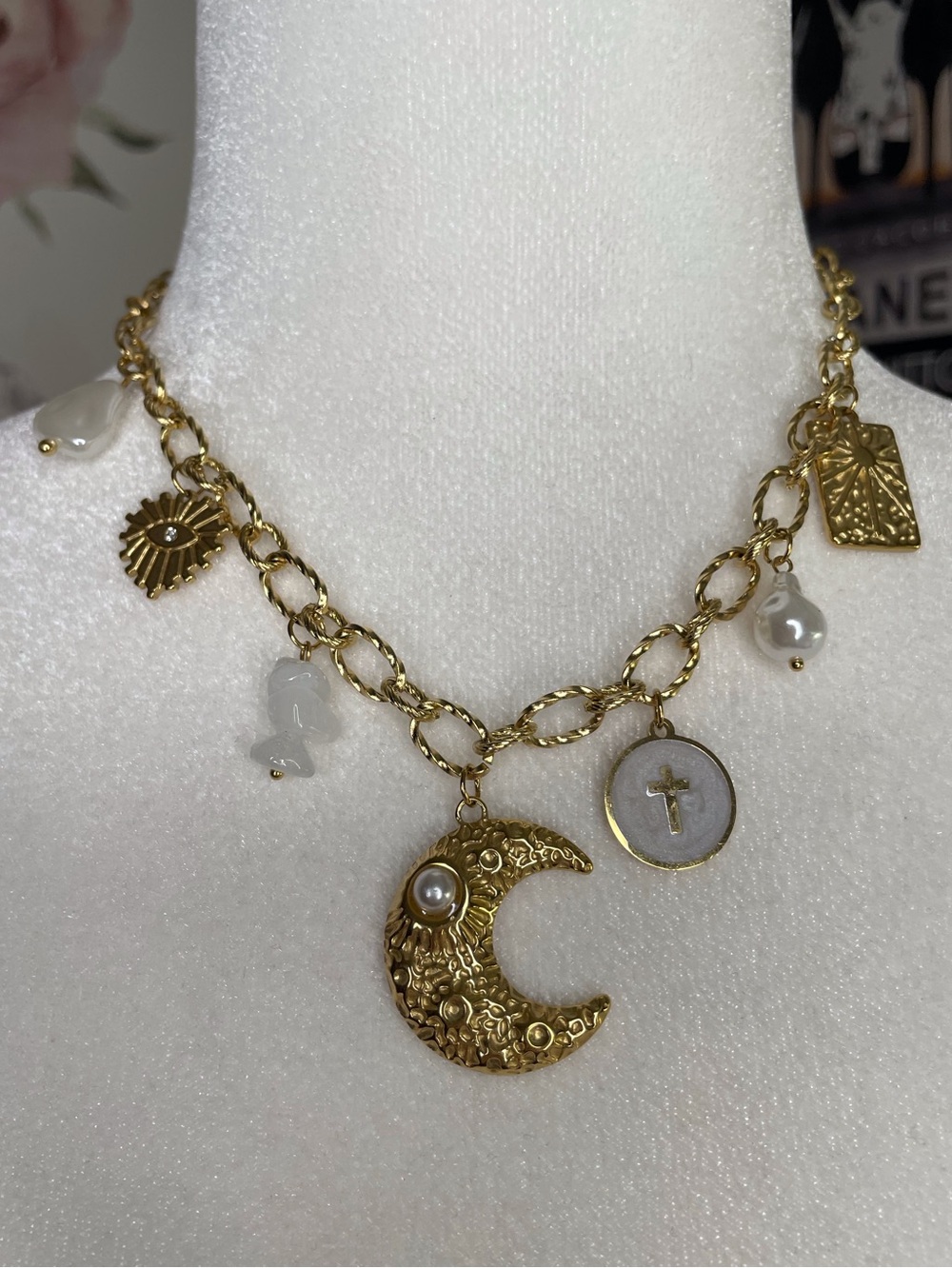 Moon & Pearl Charm Necklace 18K Gold